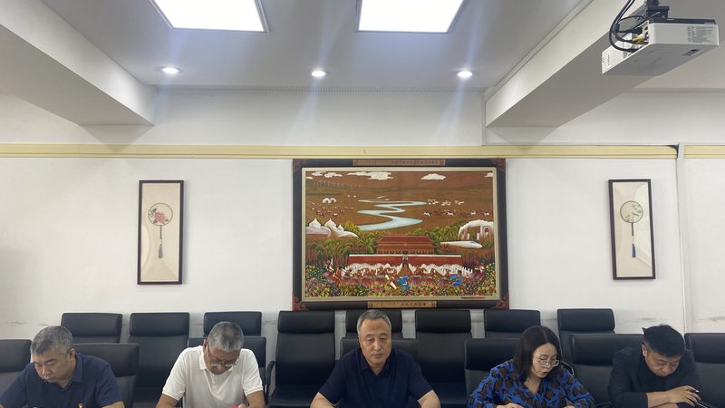 小标题：编程教育的兴起背景